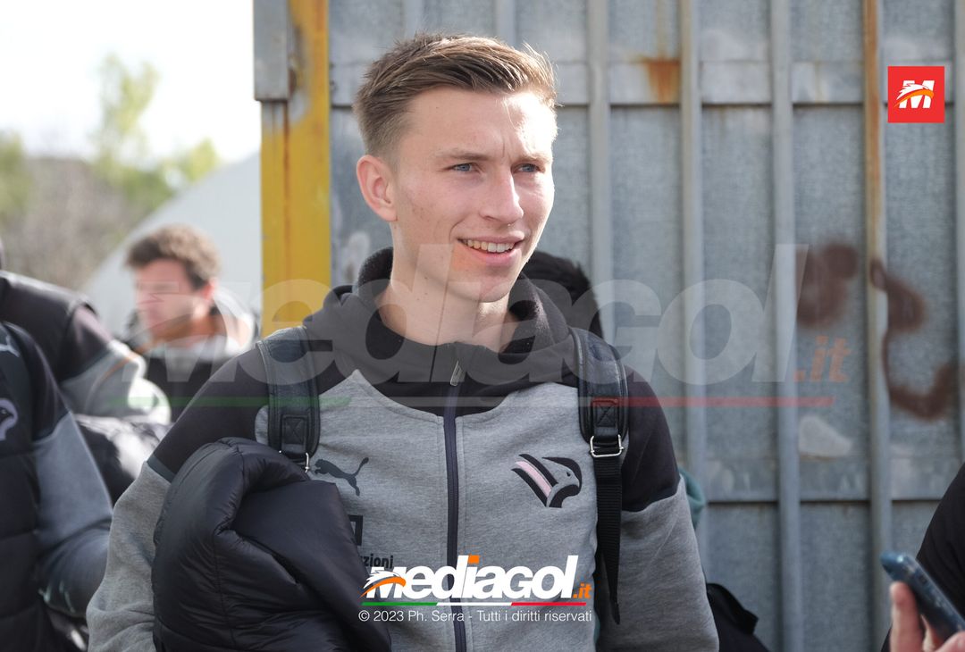 FOTO Como-Palermo, il Palermo in partenza dal ‘Renzo Barbera’ (GALLERY) - immagine 48