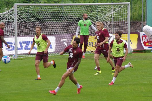 Calciomercato Torino, per la trequarti piace E. Vignato: pista complicata- immagine 2