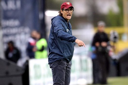 Paolo Vanoli, ex allenatore del Torino, durante la sfida con il Cagliari (Photo by Enrico Locci/Getty Images) Vanoli Torino