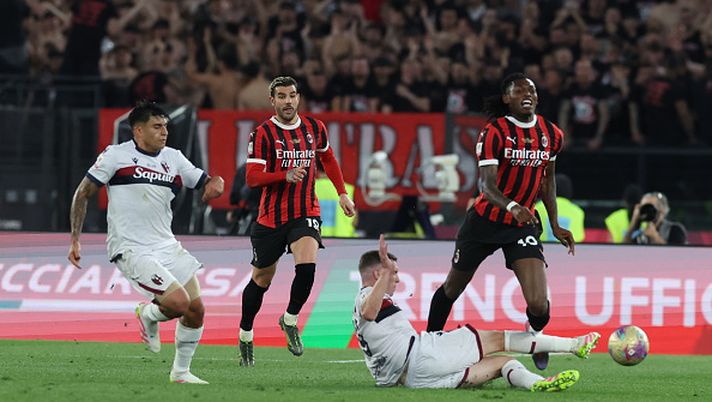 estate-2025-sliding-doors-se-il-milan-avesse-ceduto-leao-e-tenuto-theo