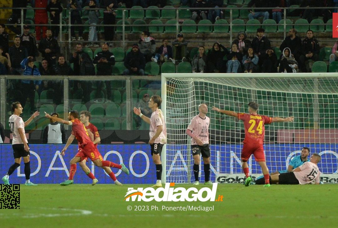 FOTO Palermo-Catanzaro 1-2, 15ª giornata Serie B 2023-2024 (GALLERY) - immagine 93