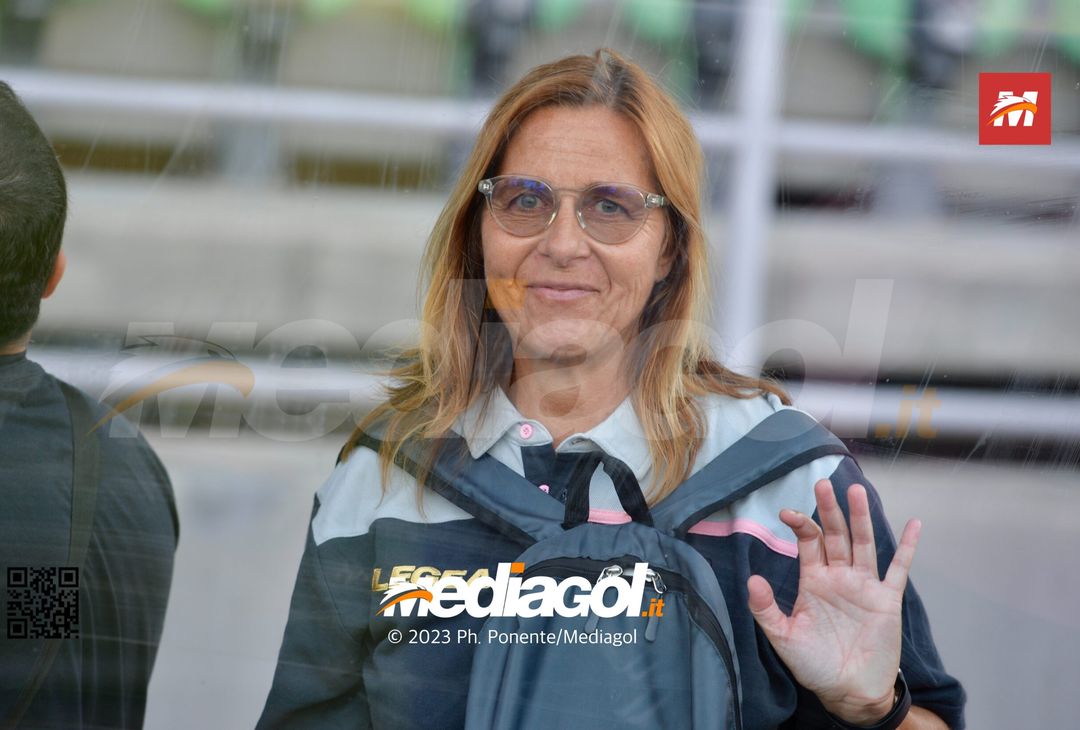 FOTOTIFO Palermo-Feralpisalò 3-0, gli scatti ai tifosi al “Renzo Barbera” (GALLERY) - immagine 59