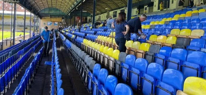 Southend United, i tifosi sistemano lo stadio: atto d’amore per salvare la propria squadra- immagine 2