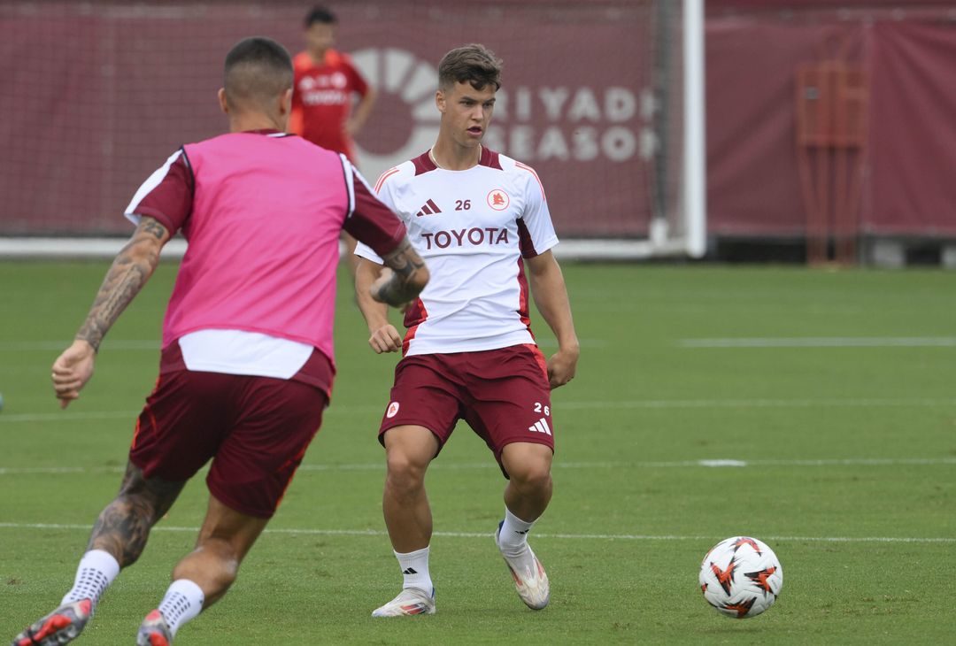 Roma, l’allenamento a Trigoria a due giorni dall’Athletic Bilbao – FOTO GALLERY - immagine 25