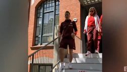 VIDEO / Polonia allenamento aperto, Zielinski regala i biglietti ai tifosi