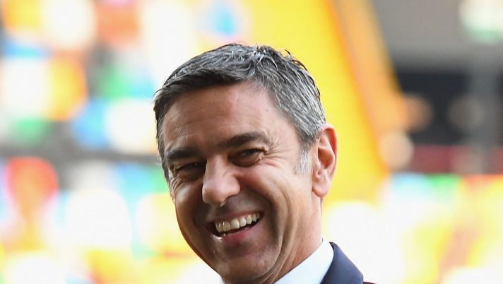 Costacurta: 'La prima Champions fu unica. Novanta mila milanista a Barcellona'