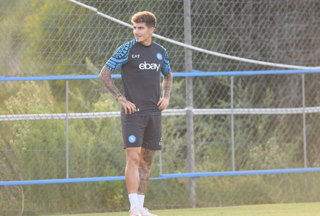 GALLERY Sorrisi e concentrazione: le foto dell’allenamento del Napoli - immagine 5