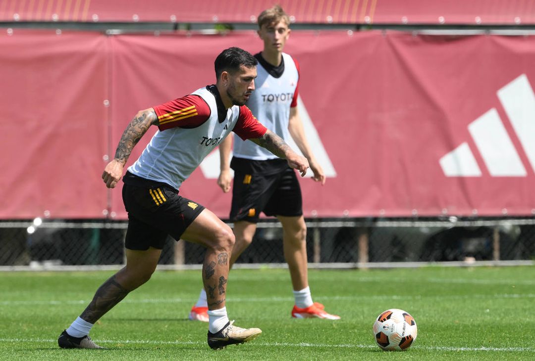Trigoria, l’allenamento in vista del Bayer: tornano Lukaku e Smalling – FOTO GALLERY - immagine 3