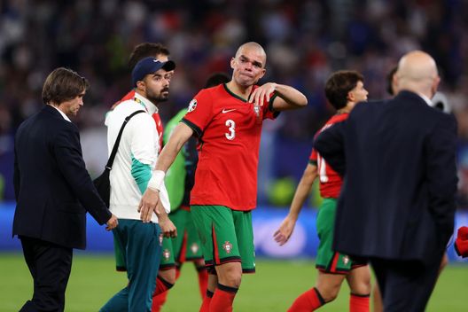 Getty Calcio, il portoghese Pepe termina la sua carriera a 41 anni- immagine 2