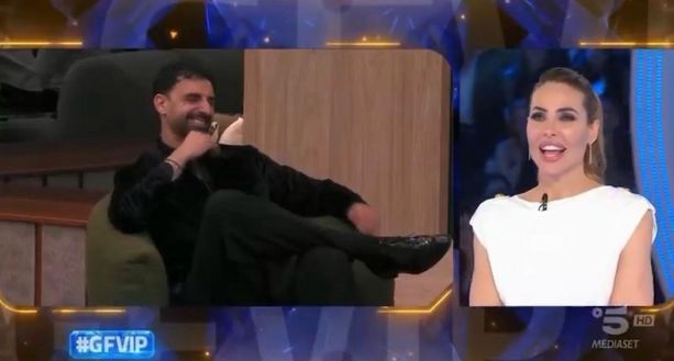 Grande Fratello Vip, Ilary Blasi stronca la Nazionale italiana: “Mi sa che le vere pippe…” Grande Fratello Vip, Ilary Blasi stronca la Nazionale italiana: “Mi sa che le vere pippe…” - immagine 1