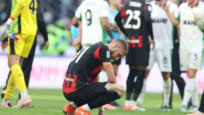 Strahinja Pavlovic (difensore AC Milan), qui durante Milan-Sassuolo 2-2 (Serie A 2025-2026) | News (Getty Images) Letizia: 'Sapevamo che Milan-Sassuolo era una trappola. Non possiamo prendere due gol e ribaltarla sempre'