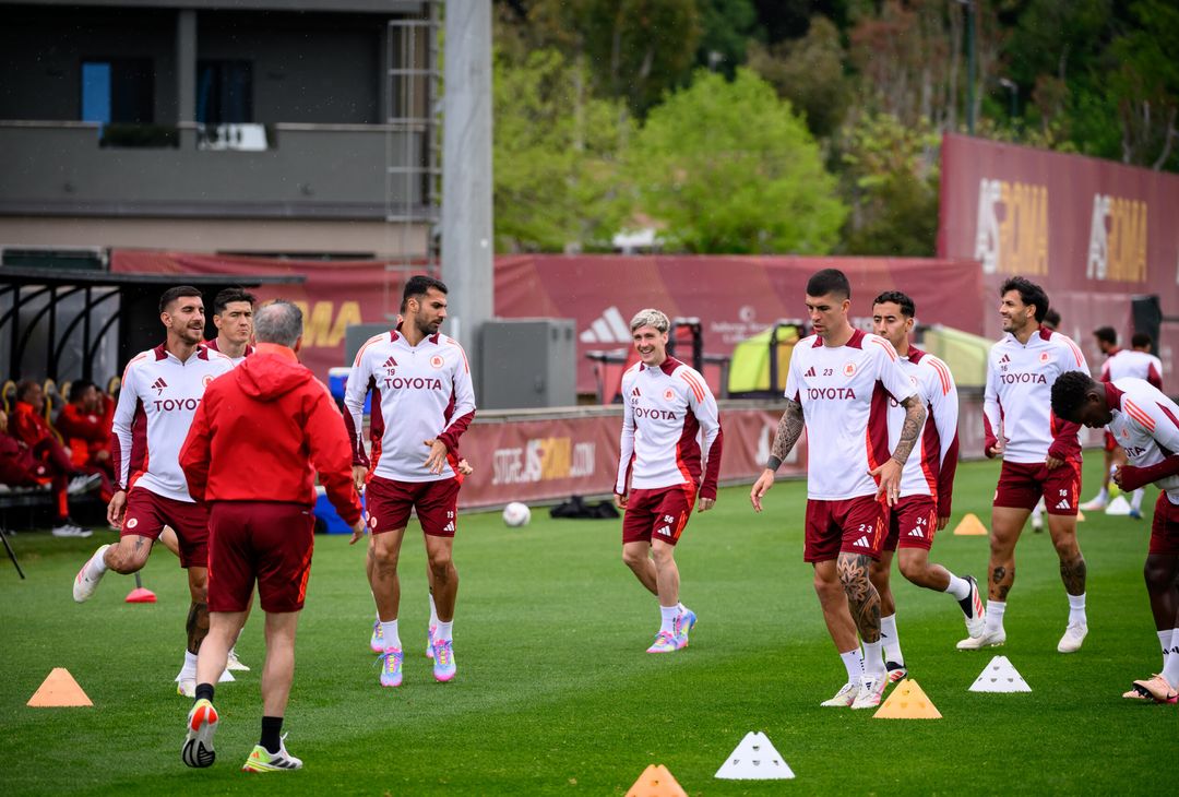 Trigoria, l’allenamento a tre giorni da Inter-Roma – FOTO GALLERY - immagine 44