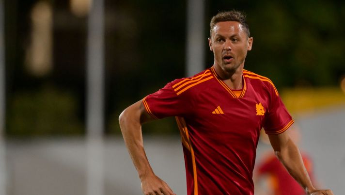 Matic, possibile addio al Rennes per motivi extra sportivi: ci pensa il Barcellona - immagine 1
