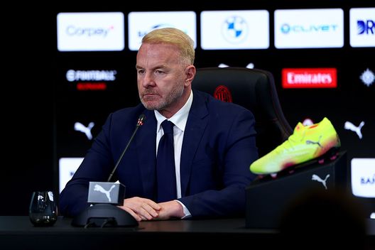 la-storia-di-hojlund-e-la-trattativa-serrata-con-il-milan-rasmus-arriva-o-non-arriva