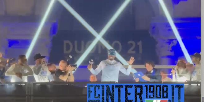 Thuram mantiene la promessa e regala la sua maglia al tifoso- immagine 2