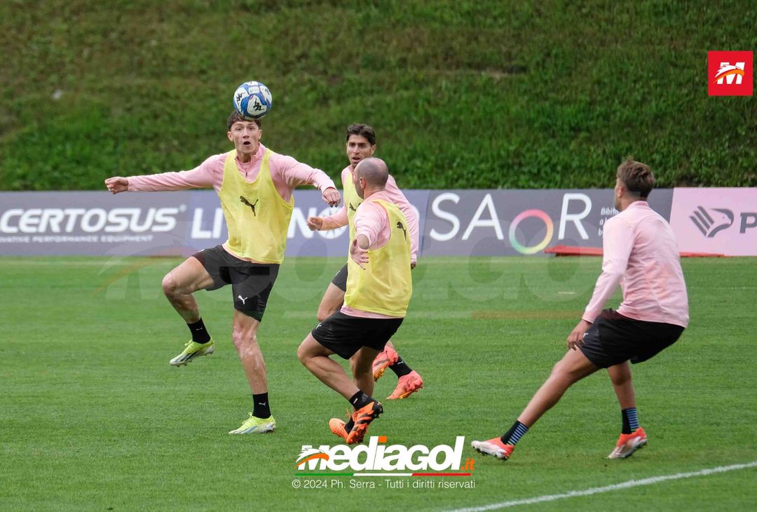 FOTO Ritiro Palermo, gli scatti della seduta mattutina dei rosanero (Gallery) - immagine 45
