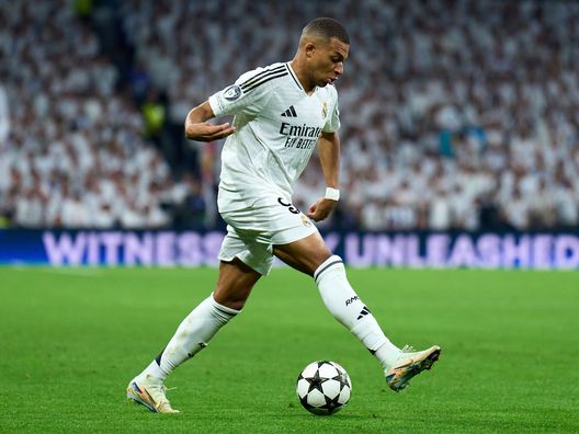 Ronaldinho incantato da Dembélé: “Ha uno stile un po’ brasiliano e segna tanto”- immagine 4