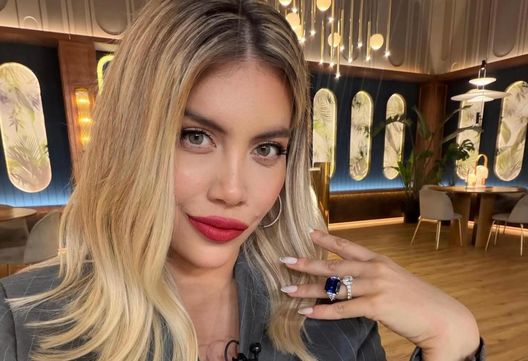 Wanda e la risposta piccante agli haters: “Ho 24 cm di motivi per essere più rilassata di…” Wanda e la risposta piccante agli haters: “Ho 24 cm di motivi per essere più rilassata di…” - immagine 1