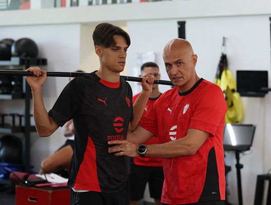 Fitness coach AC Milan Simone Folletti(Photo by Claudio Villa/AC Milan via Getty Images) Milanello, lo staff di Allegri al lavoro: tutte le foto- immagine 4