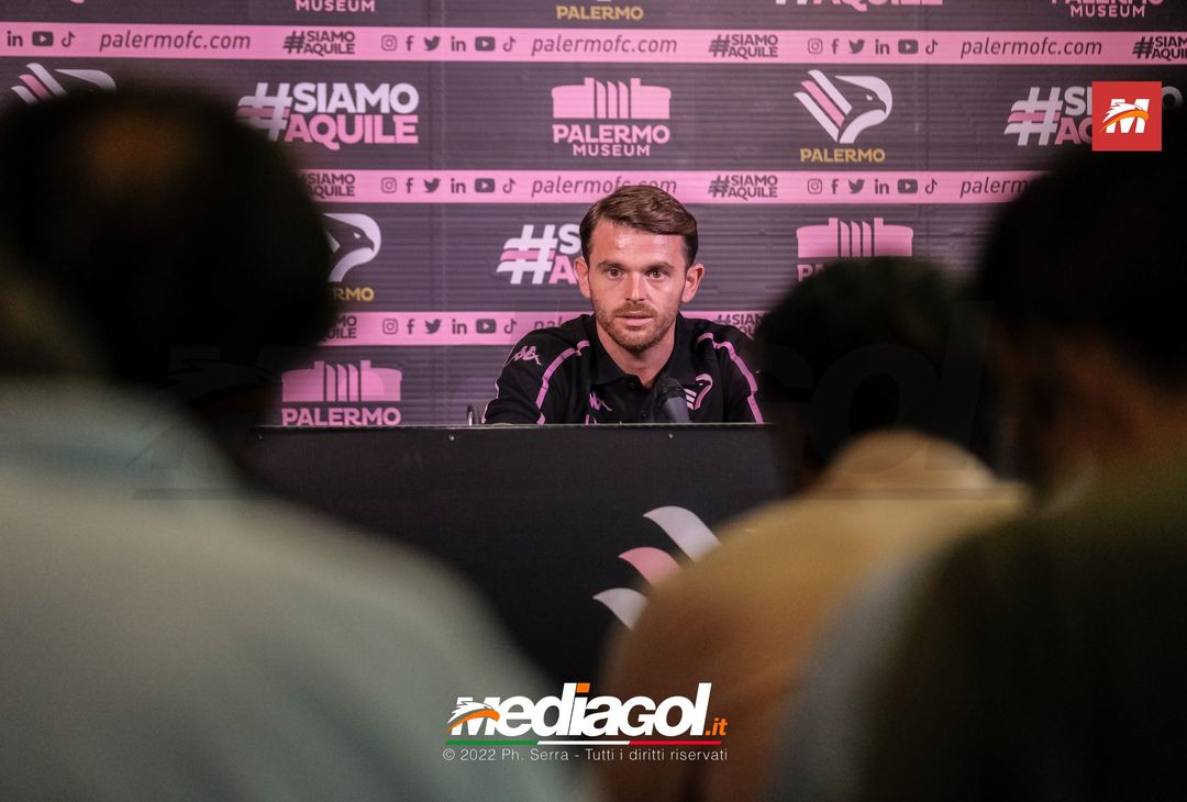 FOTO RITIRO PALERMO, Matteo Brunori in conferenza stampa (Gallery) - immagine 22