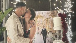 Pellegrini, sorpresa per la moglie Veronica: festa magica sul mare e lei si commuove