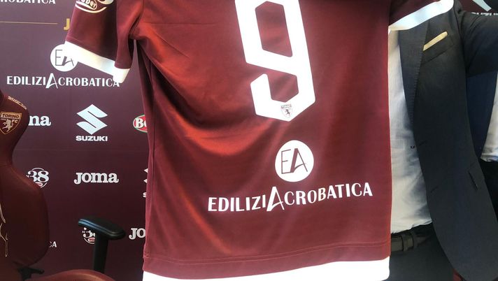 Torino, la conferenza degli sponsor di maglia: la novità è Ediliziacrobatica Torino, la conferenza degli sponsor di maglia: la novità è Ediliziacrobatica - immagine 1