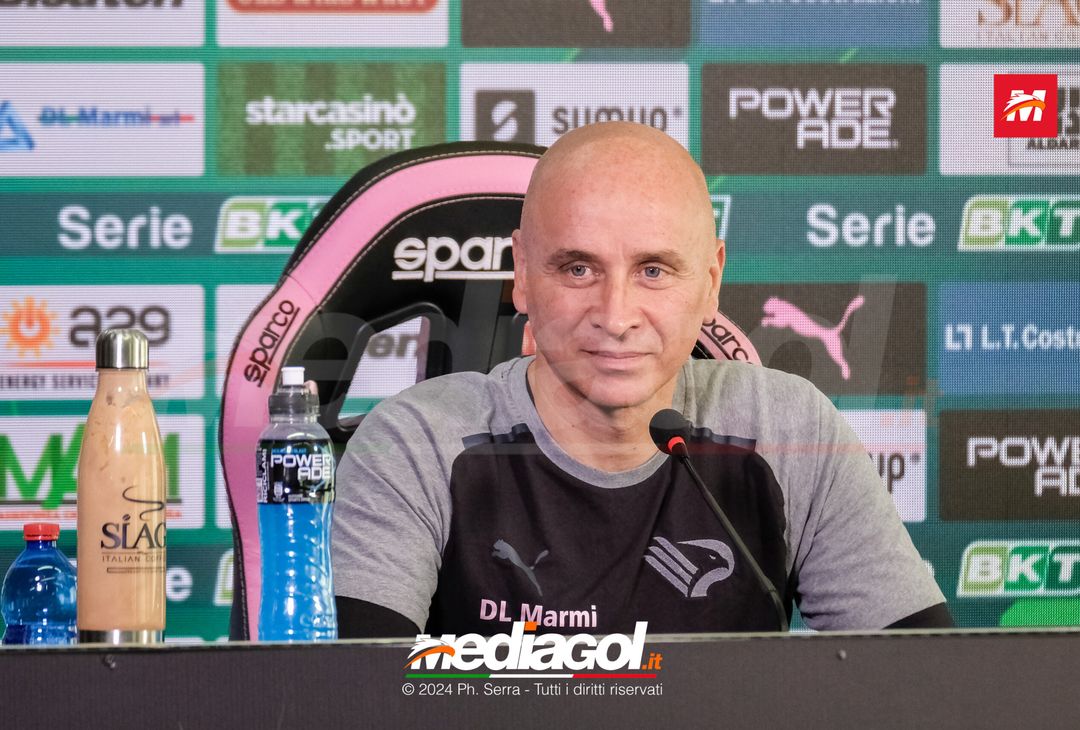 FOTO PALERMO, verso il Catanzaro: il tecnico Corini in conferenza (GALLERY) - immagine 15