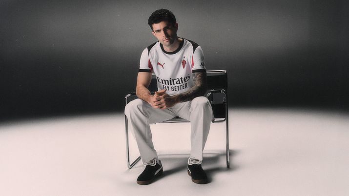 Presentata la nuova seconda maglia ('Away Kit') del Milan per la stagione 2025-2026 | AC Milan News