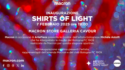 Una maglia di calcio è magia: Shirts of Light, la mostra rossoblù per Arte Fiera
