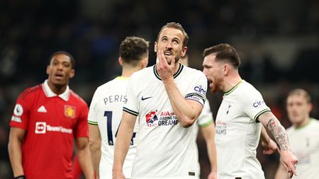 LONDON, ENGLAND - APRIL 27: Harry Kane of Tottenham Hotspur reacts during the Premier League match between Tottenham Hotspur and Manchester United at Tottenham Hotspur Stadium on April 27, 2023 in London, England. (Photo by Richard Heathcote/Getty Images)