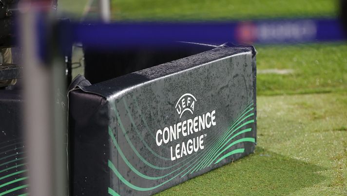 FLORENCE, ITALY - DECEMBER 11: General view during the UEFA Conference League 2025/26 League Phase MD5 match between ACF Fiorentina and FC Dynamo Kyiv at Stadio Artemio Franchi on December 11, 2025 in Florence, Italy. (Photo by Gabriele Maltinti/Getty Images) Losanna-Fiorentina, l’arbitro della gara: la designazione completa - immagine 1