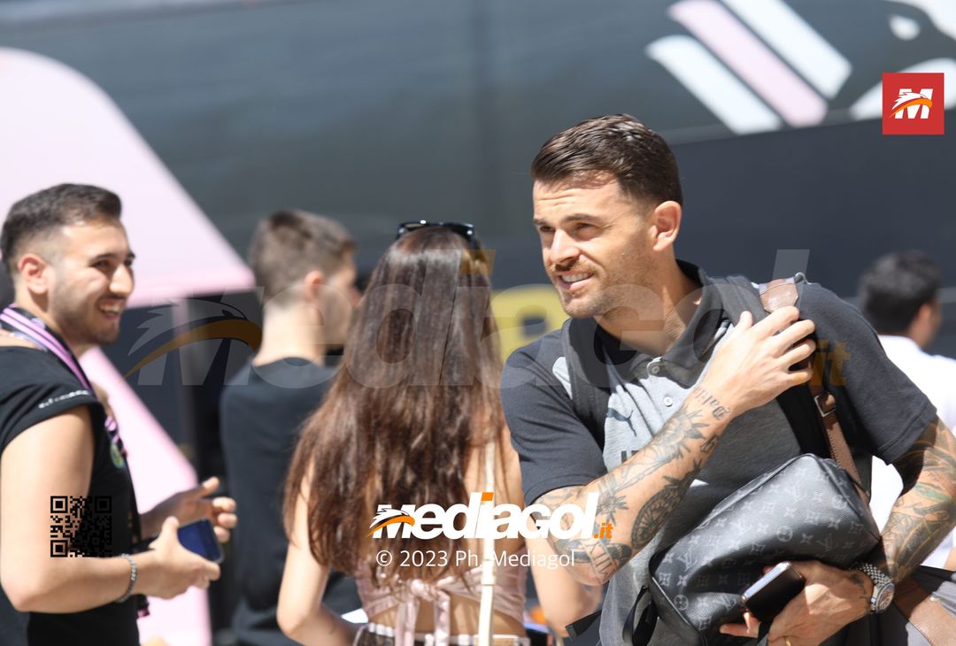 FOTO Palermo, l’arrivo della squadra di Corini in ritiro (GALLERY) - immagine 37