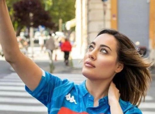 Paola Saulino da impazzire: sui social sfoggia una scollatura bollente- immagine 2