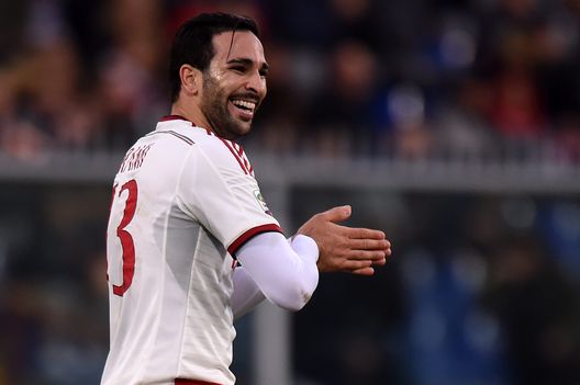 Adil Rami con la maglia del Milan (Photo by Tullio M. Puglia/Getty Images) Durissimo sfogo di Rami contro Yamal: “Umanamente parlando non lo sopporto più”- immagine 3