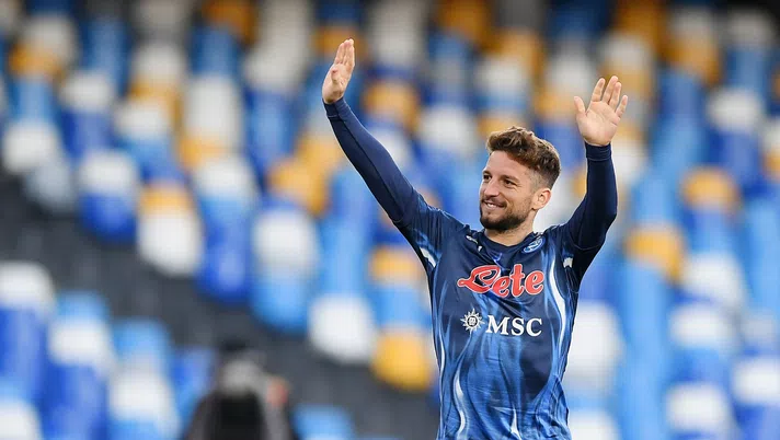 mertens cittadinanza napoli