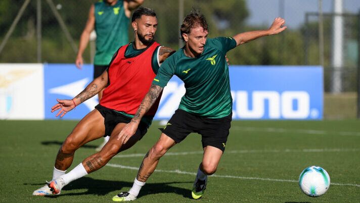 Lazio, il vice di Sarri: “Rispondo così sugli stop di Castellanos e Rovella. Zaccagni e il derby…” - immagine 1