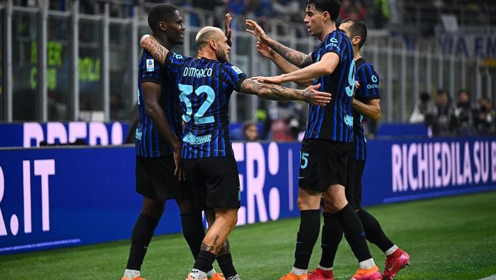 Longhi risponde ad un tifoso che sminuiva vittoria Inter: “Non si può neanche dire che…” Longhi risponde ad un tifoso che sminuiva vittoria Inter: “Non si può neanche dire che…” - immagine 1