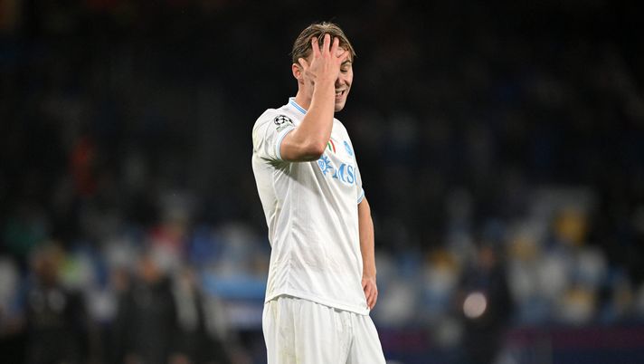 Calcia male il rigore, serata da dimenticare per Hojlund: i voti dei quotidiani- immagine 2