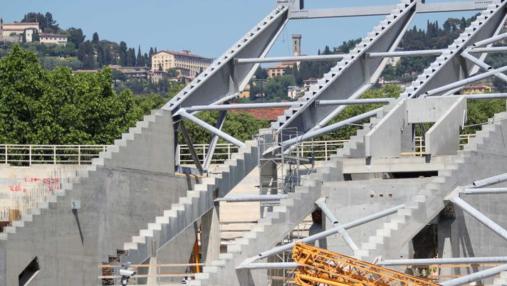 GERMOGLI PH: 26 APRILE 2026 FIRENZE STADIO ARTEMIO FRANCHI SERIE A FIORENTINA VS SASSUOLO NELLA FOTO LAVORI CANTIERE NUOVA CURVA FIESOLE Caso Franchi, nodo sulle aree esterne. E i costi crescono di quasi 20 milioni - immagine 1