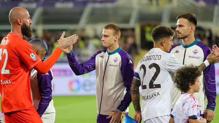GERMOGLI PH: 13 SETTEMBRE 2025 FIRENZE STADIO ARTEMIO FRANCHI SERIE A FIORENTINA VS NAPOLI NELLA FOTO COMUZZO CorFio: “Altro errore di Comuzzo, dispiace. E i cori sul Vesuvio…” - immagine 1