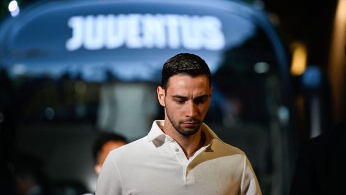 ROME, ITALY - MAY 5: Mattia De Sciglio of Juventus during the Serie A TIM match between AS Roma and Juventus at Stadio Olimpico on May 5, 2024 in Rome, Italy.(Photo by Daniele Badolato - Juventus FC/Juventus FC via Getty Images) Sfogo De Sciglio: “Giornalisti, informatevi! Non ho infortuni, io out perché…” - immagine 1