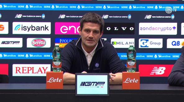 Chivu: “Conte? Chi vuole continui a fare casino. Si può giocare a calcio senza certi odori…”- immagine 2