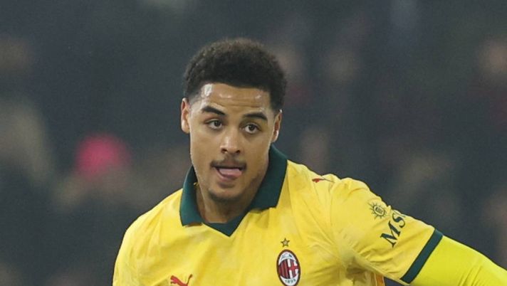 Milan, De Winter: 'Ecco il mio ruolo preferito e i difensori a cui mi ispiro. Su Bonucci e Chiellini ...'