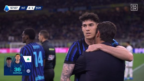 Bastoni esce al 57esimo insieme a Lautaro: San Siro applaude e lui ricambia- immagine 2