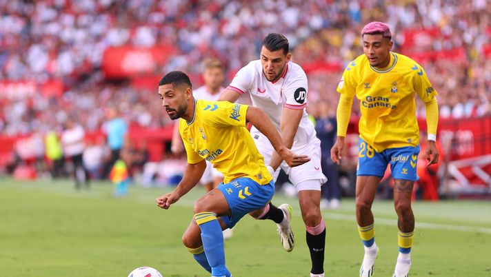 Fuoriprogramma Las Palmas, 15 giocatori fanno tardi al bar e perdono l’aereo - immagine 1