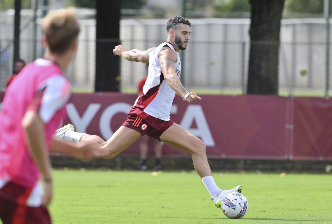 Trigoria, continua la preparazione dei giallorossi in vista del Genoa – FOTOGALLERY - immagine 10