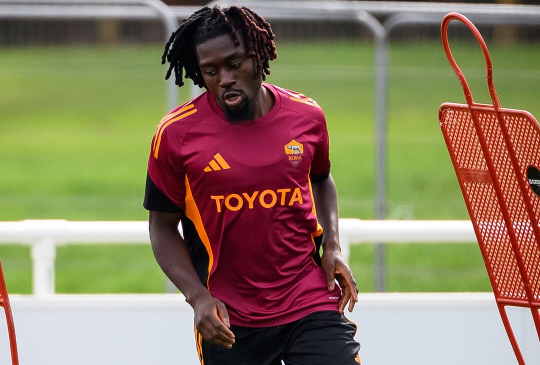 Roma, il primo allenamento al St. George’s Park – FOTO GALLERY - immagine 39