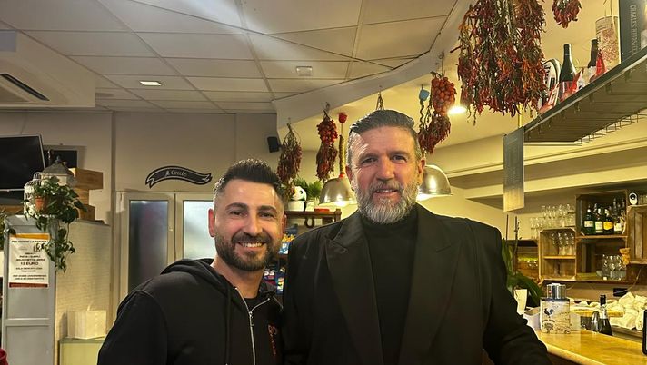 Inaugurato il Roma Club Ciampino “IX Miglio”: presente anche Vincent Candela Inaugurato il Roma Club Ciampino “IX Miglio”: presente anche Vincent Candela - immagine 1