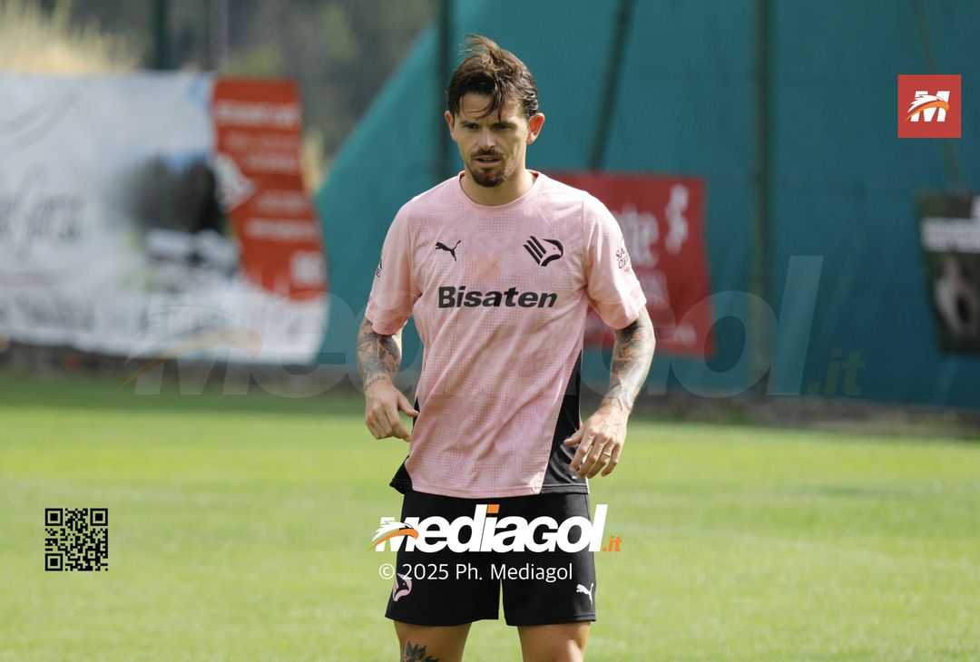 FOTO, allenamenti e contrasti al ritiro del Palermo - immagine 5