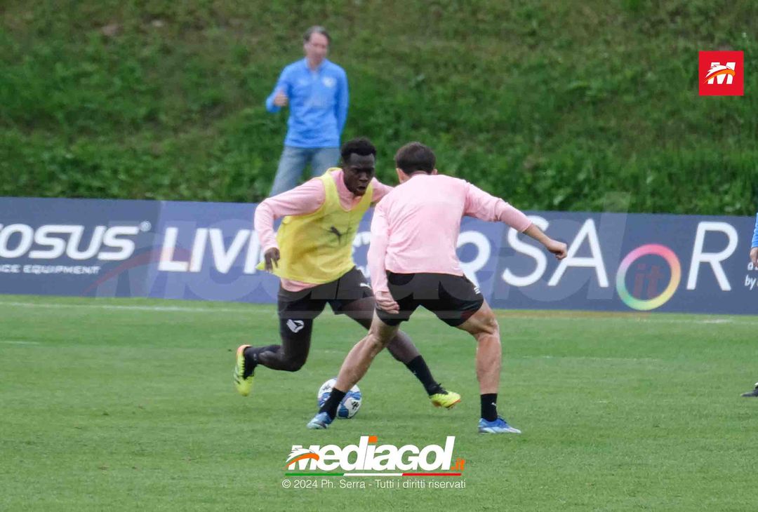 FOTO Ritiro Palermo, seduta mattutina al centro Aquagranda (GALLERY) - immagine 44